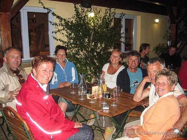 Gesellige Abende in der Spelunca im Feriendorf in Calvi