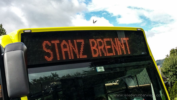 der bus fährt nach stanz