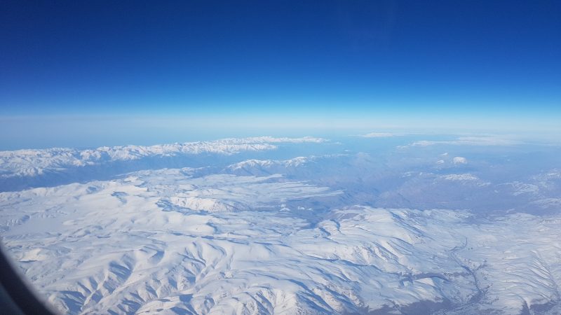 aussicht flugzeug flugbegleiter