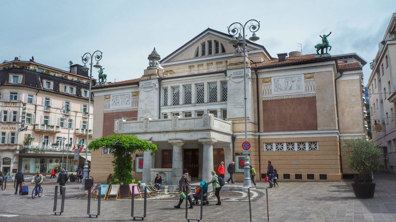 meran kurtheater