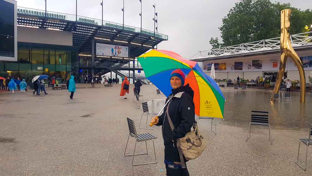 Regen beim Festspielhaus Bregenz