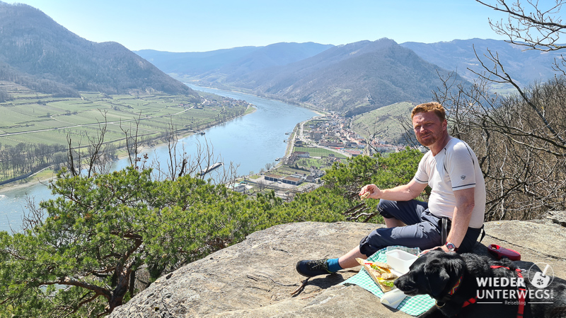 picknick beim wandern über spitz