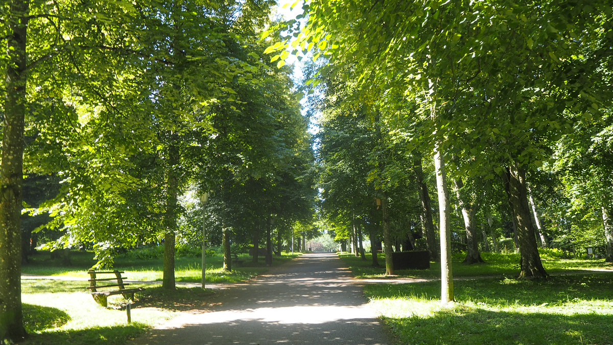 bad hall allee kurpark