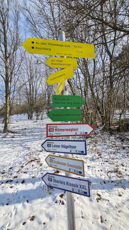 naturpark leiser berge wanderschilder