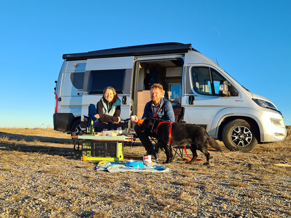 campingbus wiederunterwegs blog camping mit hund tipps