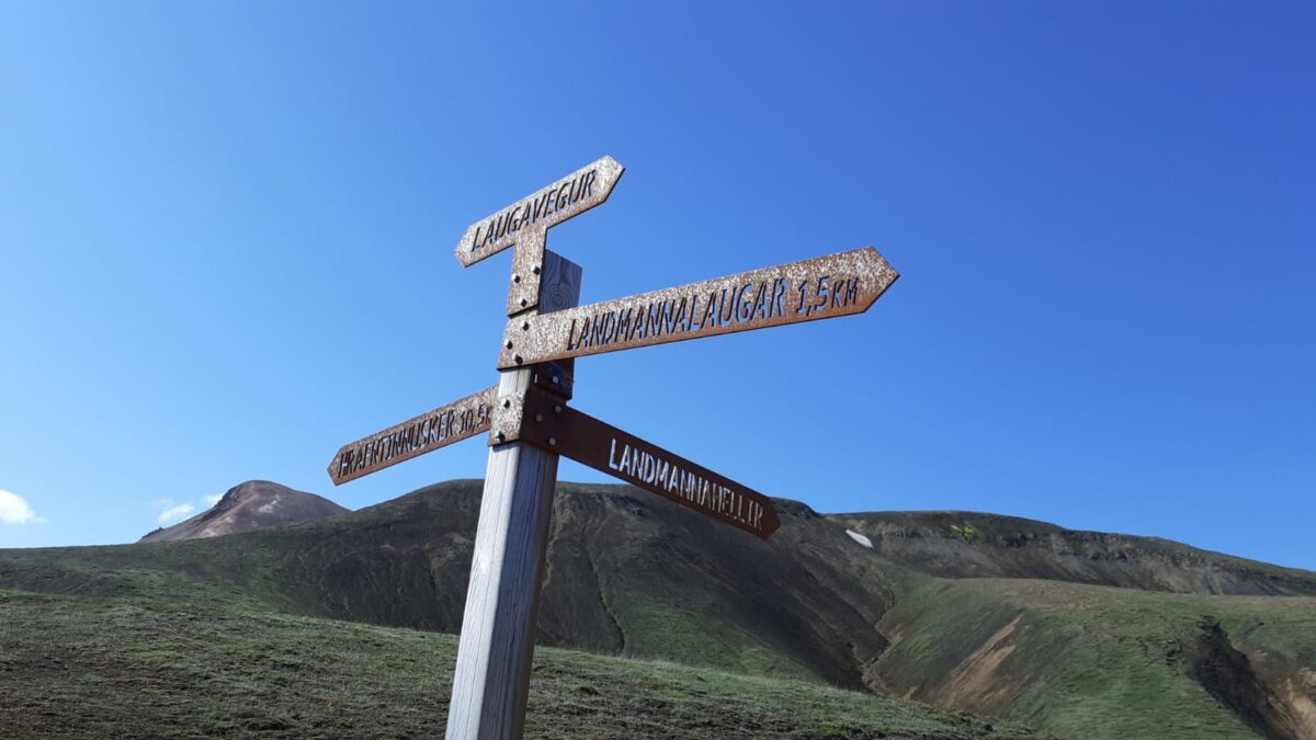 trekking sign island