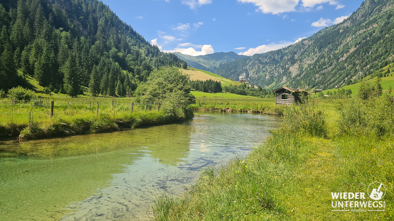 wildbaden in der großarler ache hüttschlag