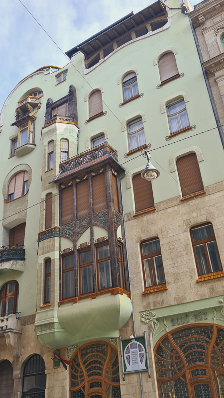 jugendstil haus in budapest lohnt sich