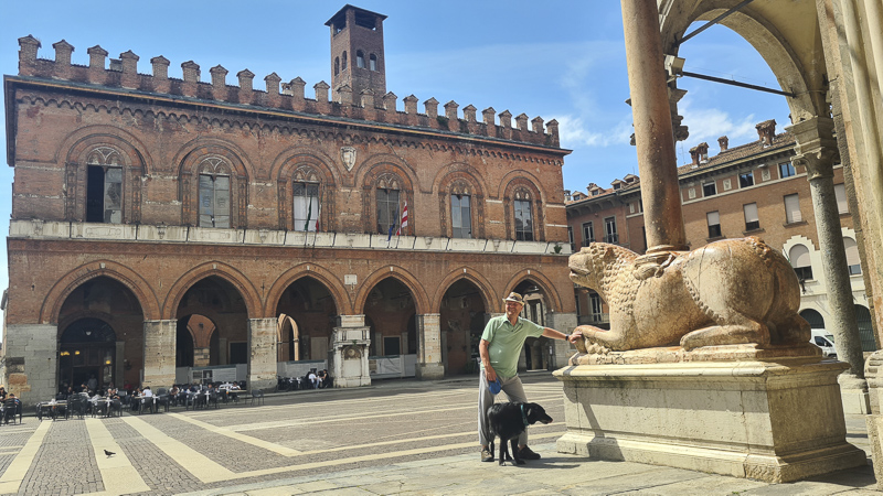piazza del comune cremona