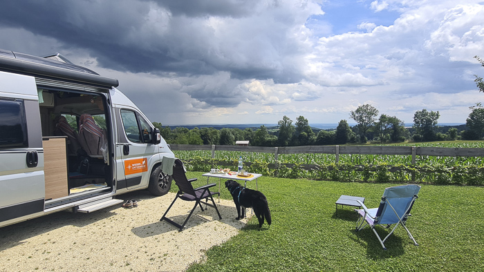 camping mit hund wechselland oststeiermark aussicht