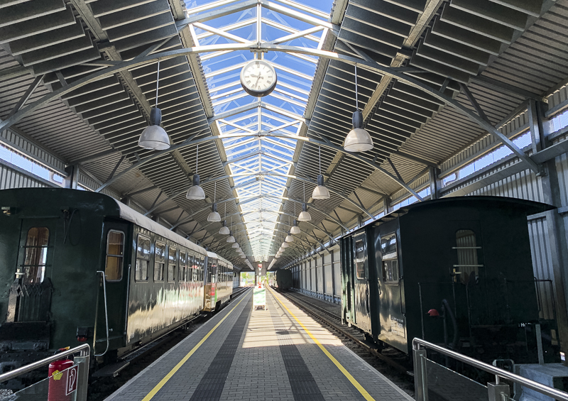 bahnhof gmünd waldviertelbahn auf der strecke nach litschau herrenteich