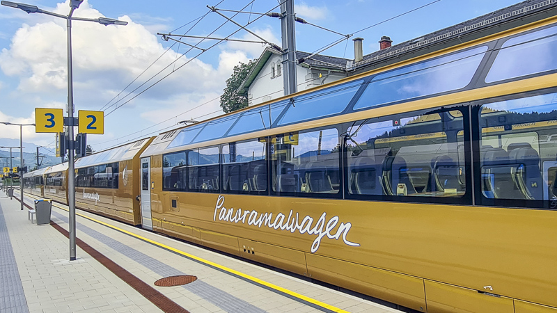 der panoramawagen der mariazellerbahn