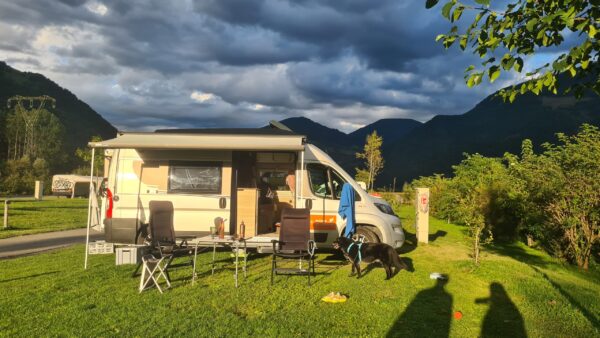 kleblach lind