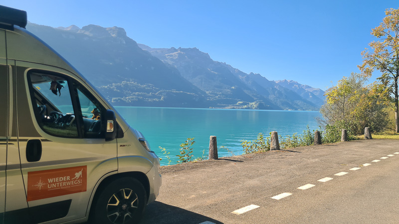 Campervan am See Interlaken