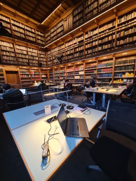 arbeitsplatz wien bibliothek wiederunterwegs angelika mandler saul