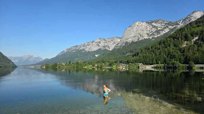 baden im grundlsee frühmorgens