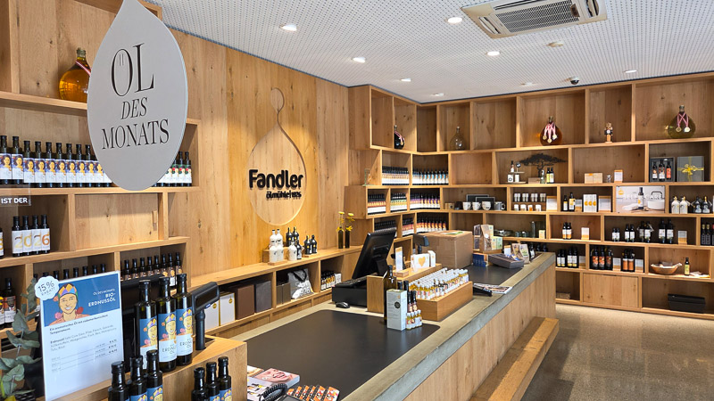 Einkaufen in der Ölmühle Fandler