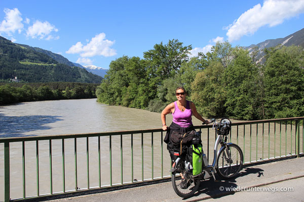 Am Innradweg bei Kaiserwetter unterwegs