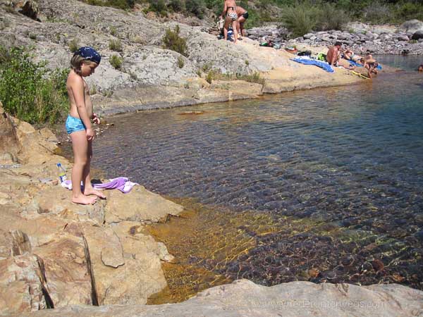 Gumpen Flussbaden Korsika Kids