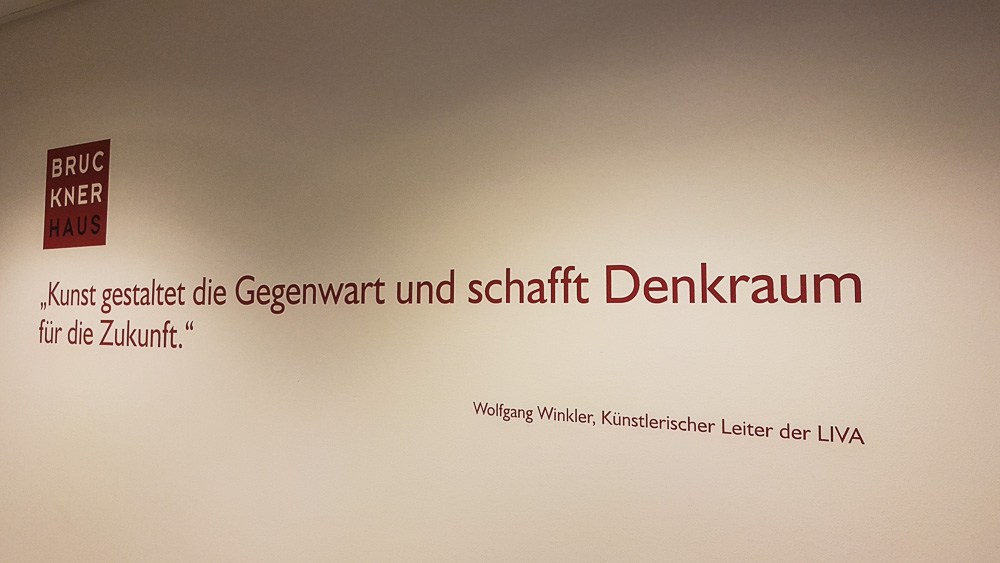 Spruch im Hotel Linz Arte Spitz