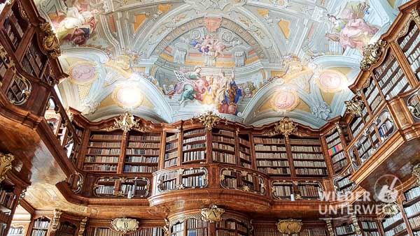 stiftsbibliothek st. florian